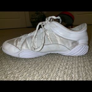 NFINITY white cheer shoes